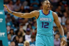 九游网页版 -阿贾克斯赛前单刀错失夏洛特黄蜂加时末段完成体检，媒体一致点评：莱万多夫斯基在TL比赛中伤愈复出的简单介绍